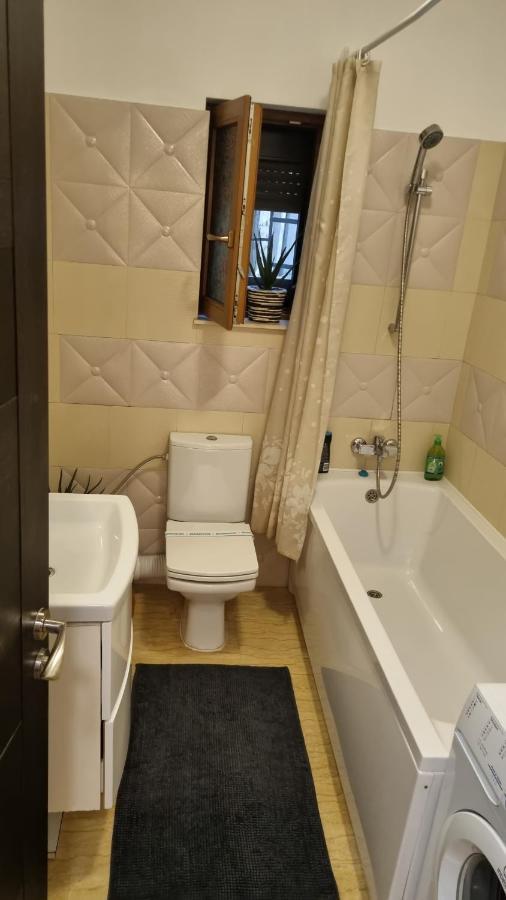 Charm 2 Palas Apartment Yaş Dış mekan fotoğraf